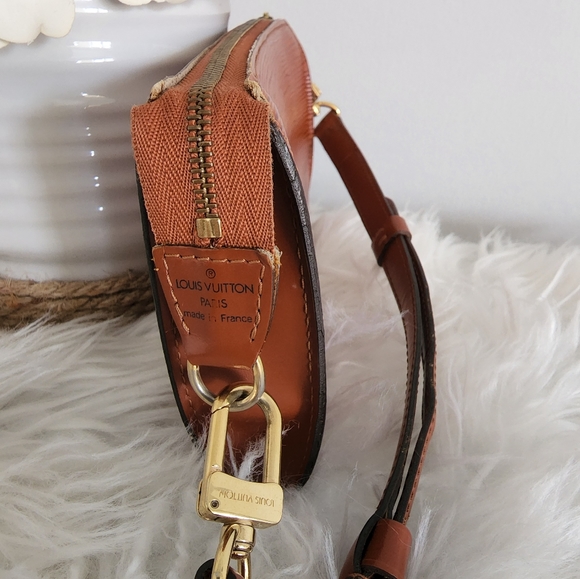 LV Epi Pochette Acessoires AUTHENTIC - Picture 4 of 7